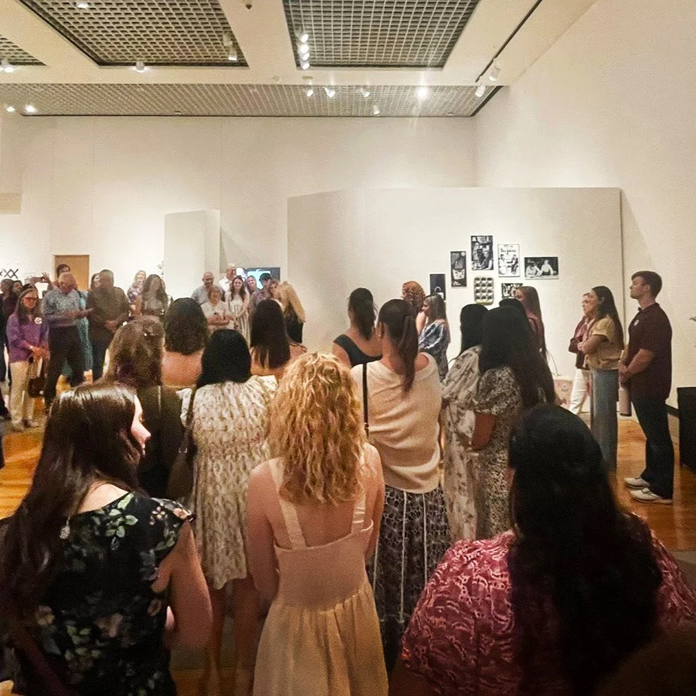 More from the opening of "Elements with Enid" at @tamugalleries at Texas A&amp;M. The show runs through May 10 -- check it out if you can!

#enidcollins #collinsoftexas #texasfashion #vintagehandbags #vintagefashion #floraldesign