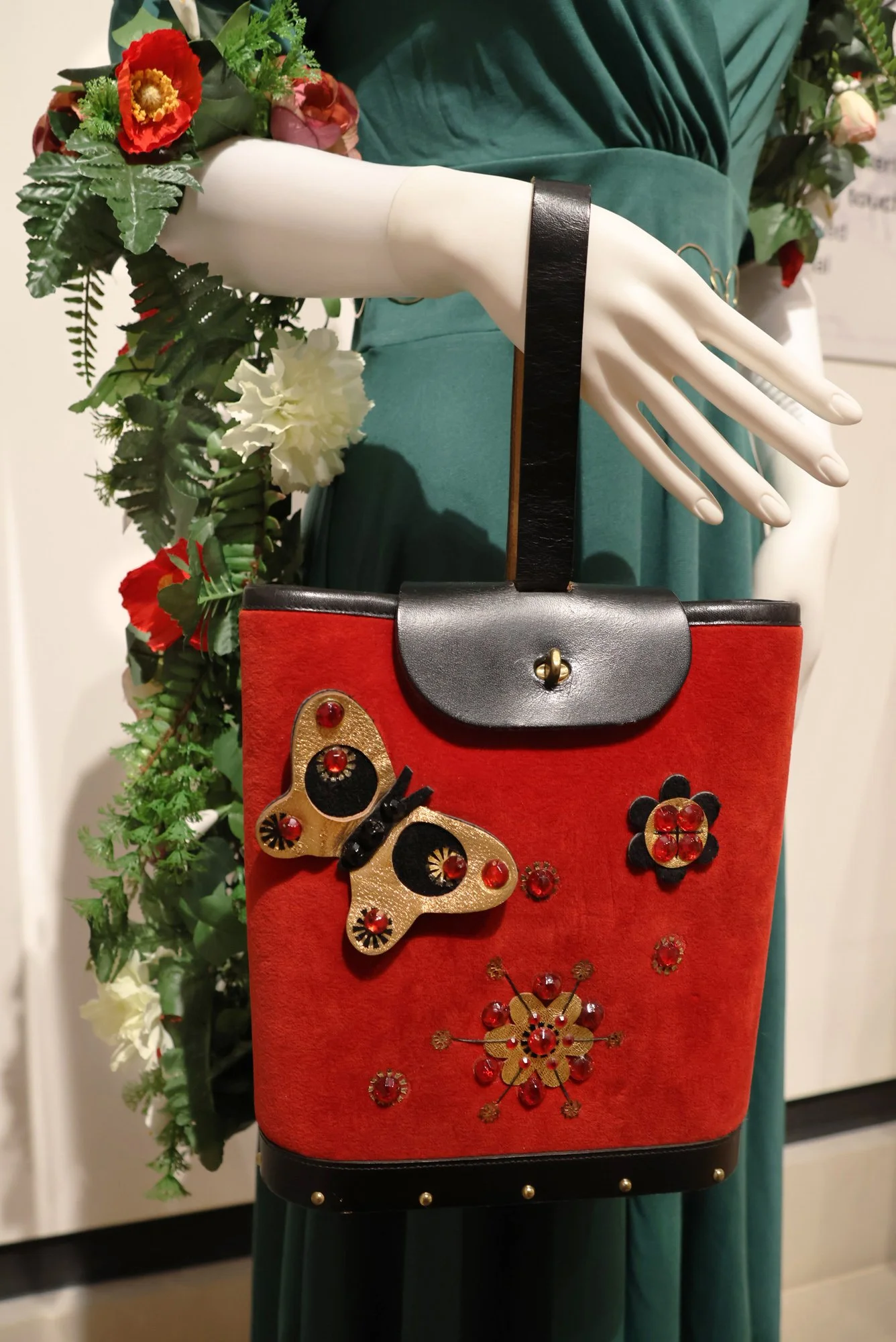 Elements with Enid Texture Exhibit 14 - Photo by TAMU.jpg