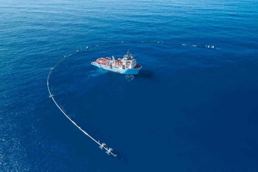 The Ocean Cleanup’s System 001. Photo courtesy: The Ocean Cleanup.