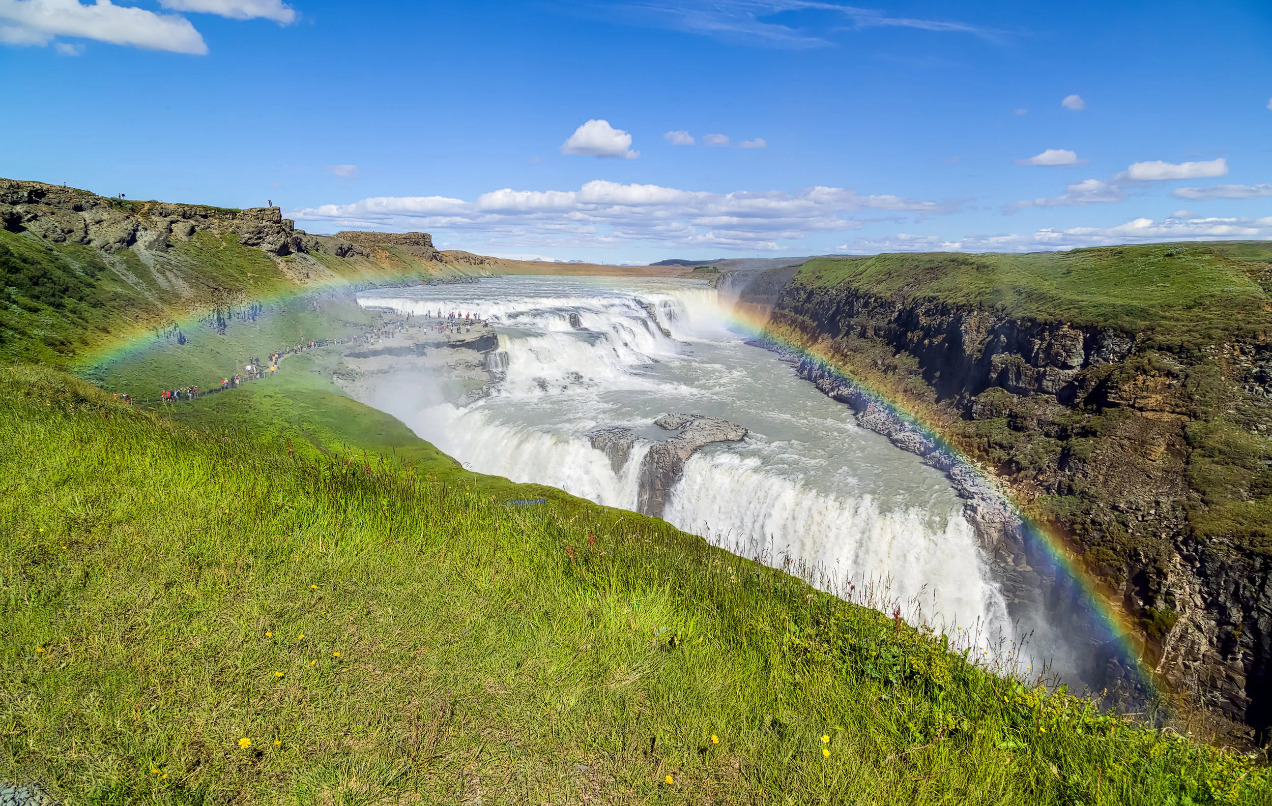 Gullfoss_waterfall_summer_3.jpg
