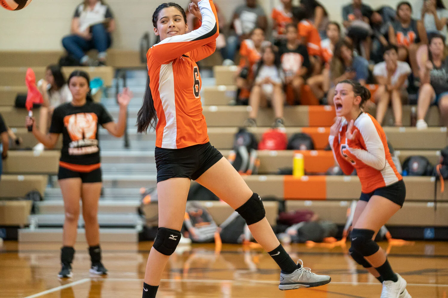 20190820_VolleyballJV_Delano_081.jpg