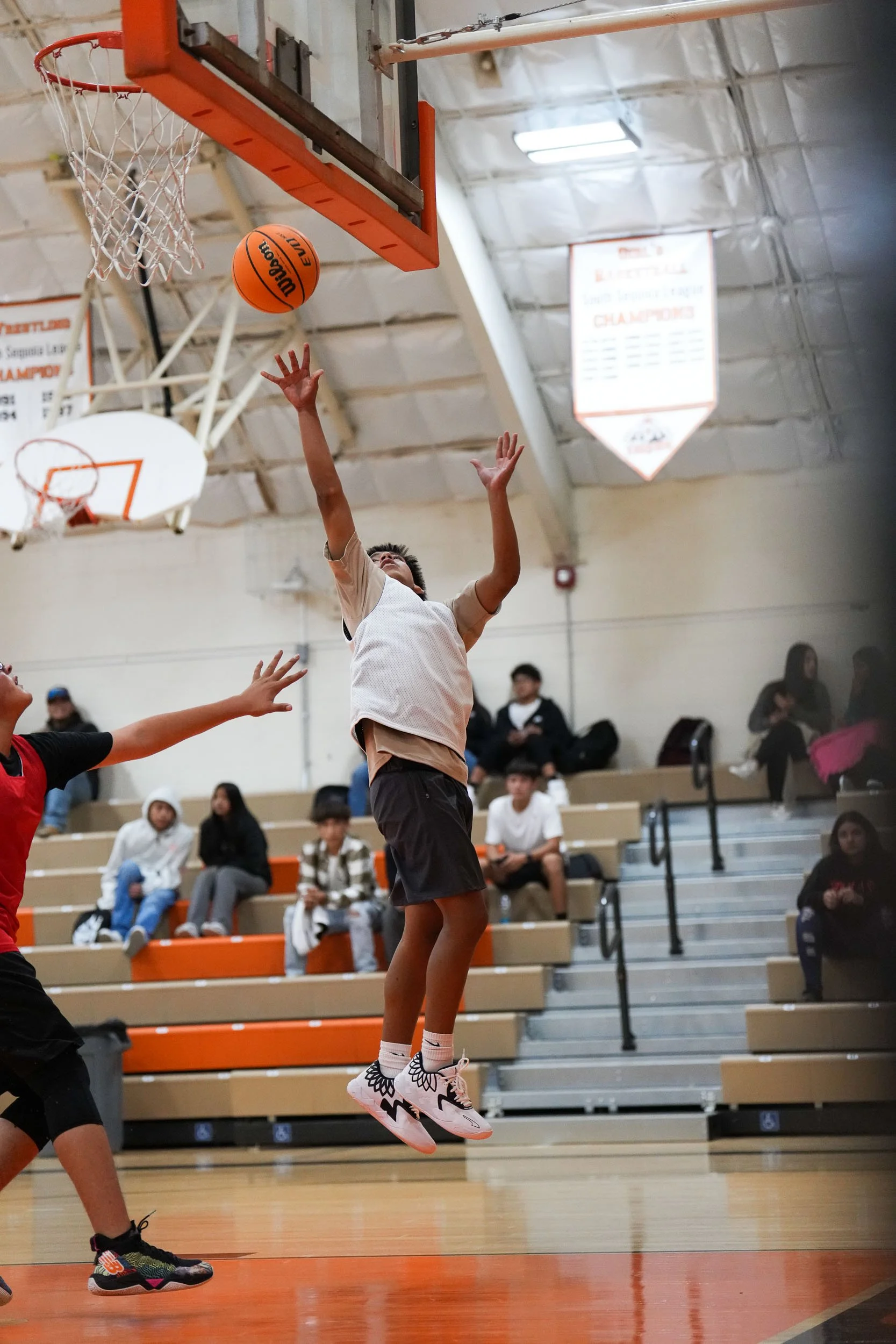 20221110_BasketballBoysJV_Arvin_026.jpg