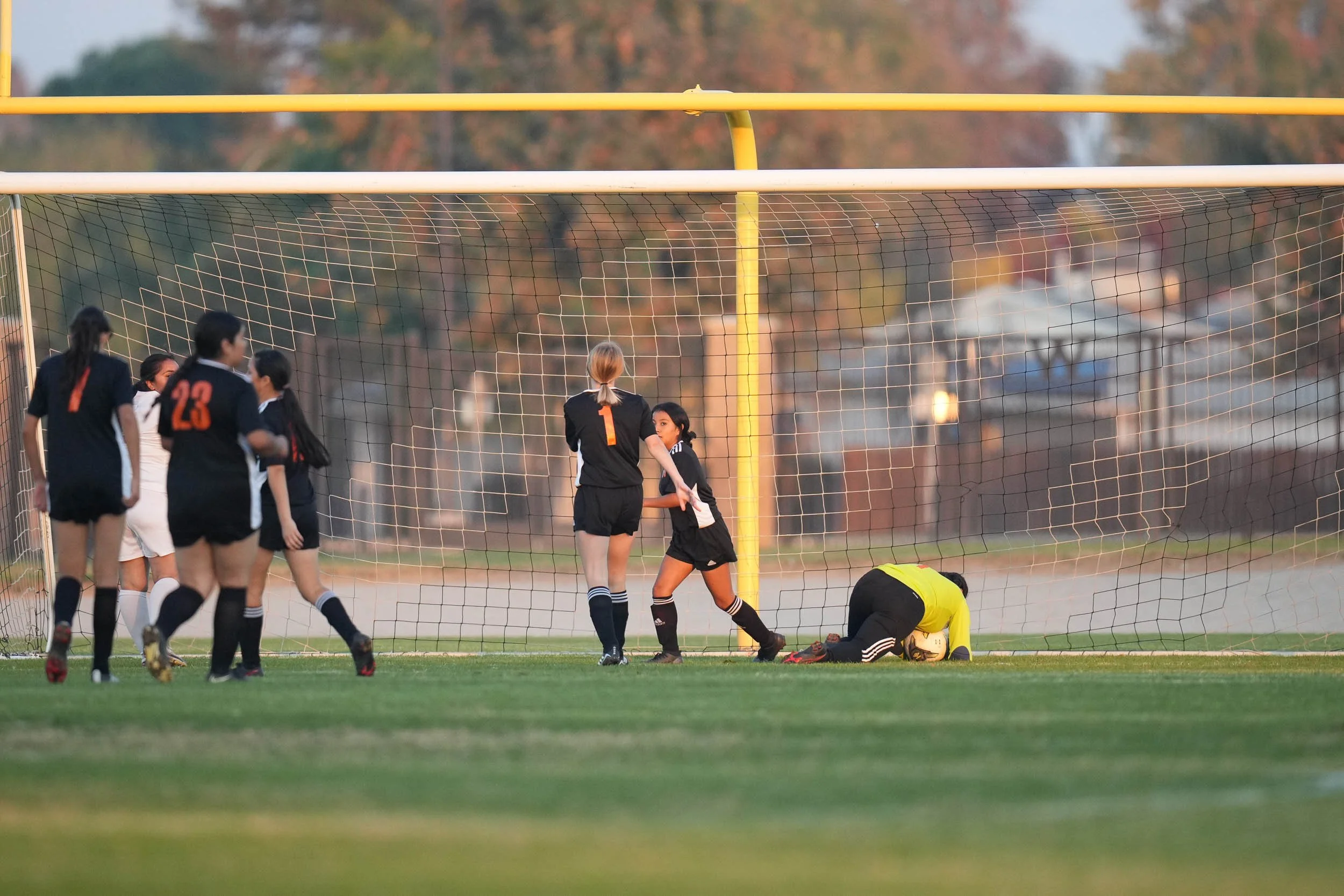 20221115_SoccerGirlsJV_MiraMonte_004.jpg