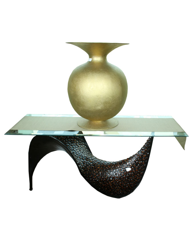 vase puck gold (on console) - 70cm n470,000