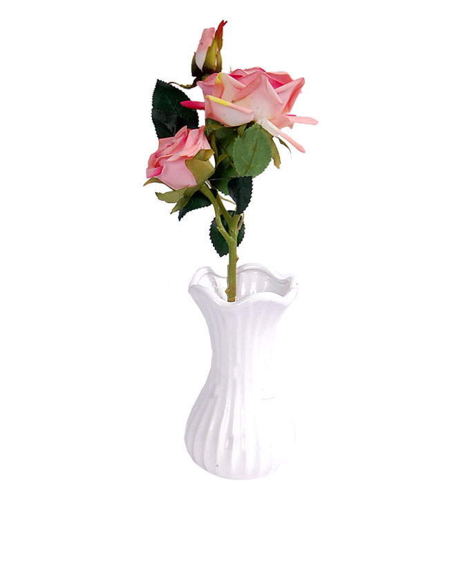 veni vase with pink rose n5,000