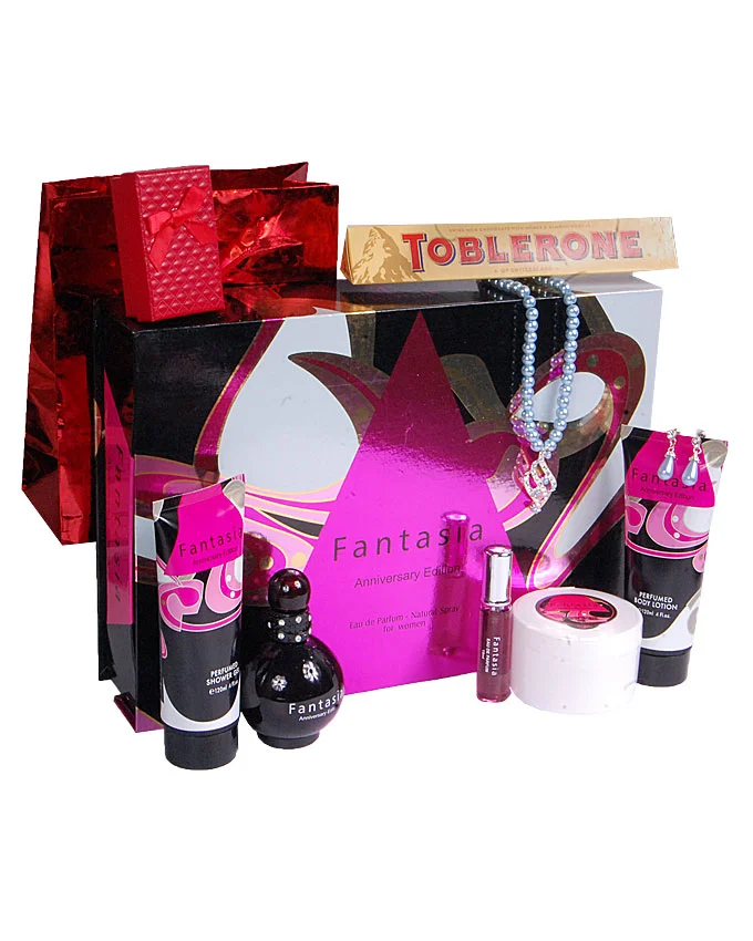 FANTASIA GIFT SET ( WITH TEDDY AND CANDLE) W/ CHOCOLATE AND EARRINGS - n15,000 W/O CHOCOLATE & EARRINGS - N10,000