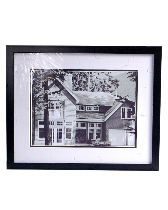 vicci 3 black and white PAINTING - 38 X 2 x 31CM N4,000