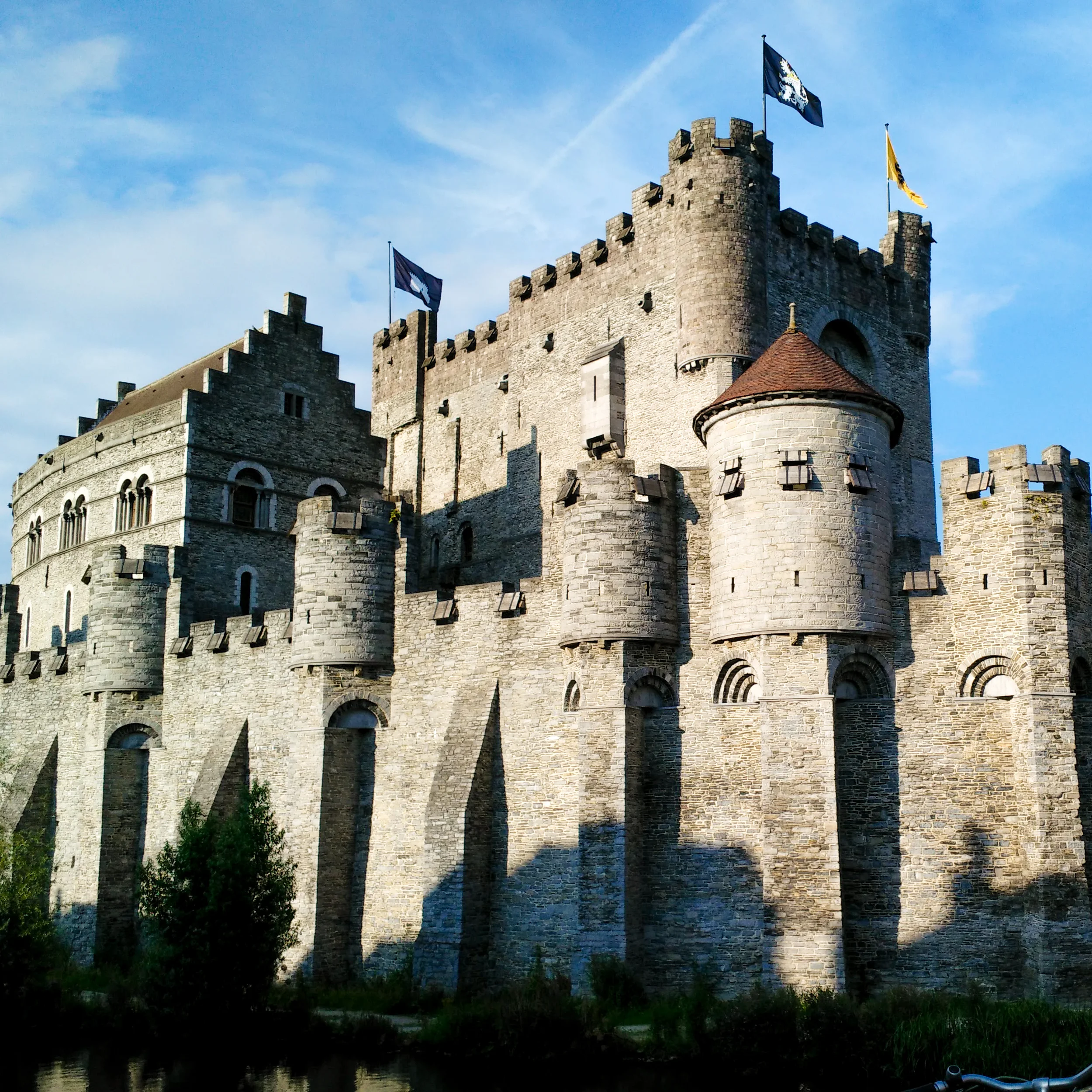 expat, Gent, Belgium, wine, Gentse Feesten, castle