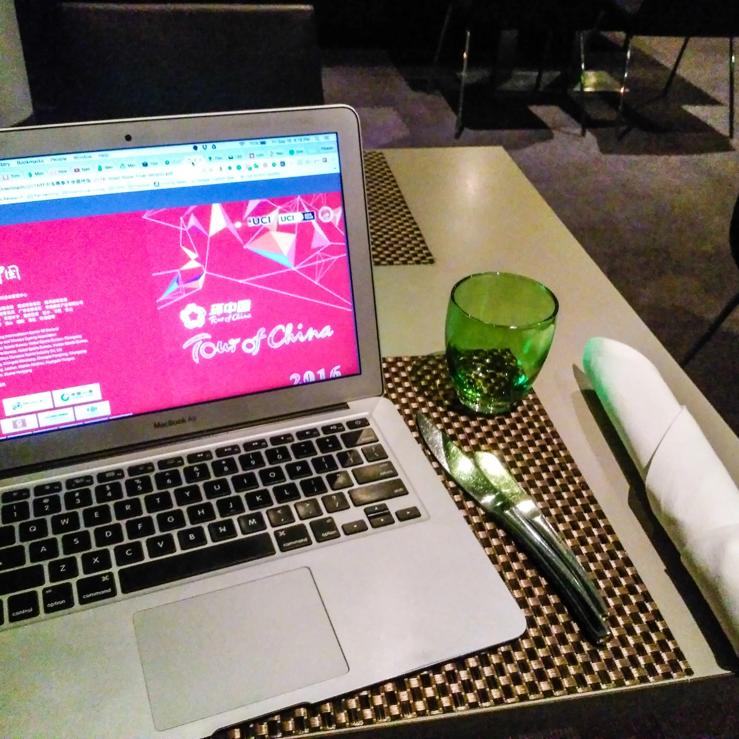 Germany, Oktoberfest, Octoberfest, beers, Munich, work meetings, work travel, travel, laptop, work dinner, solo dining