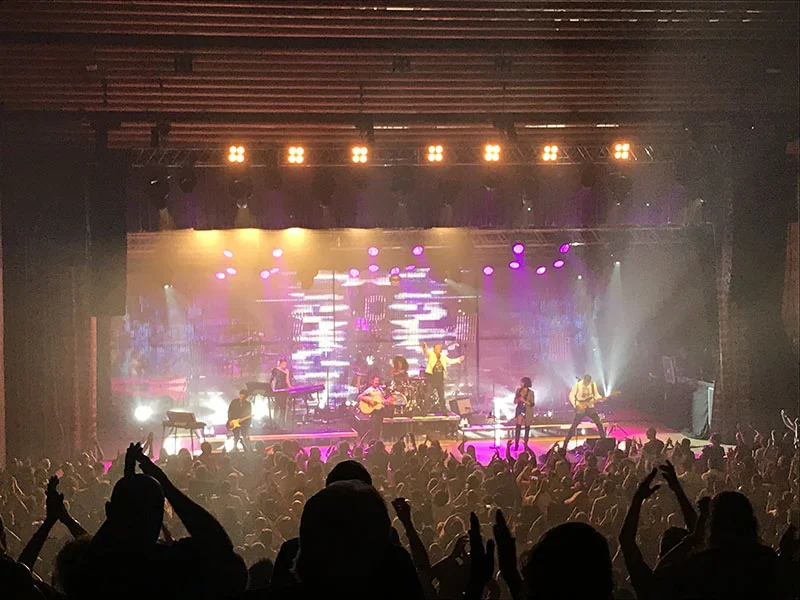 Simple Minds in Concert, Granada