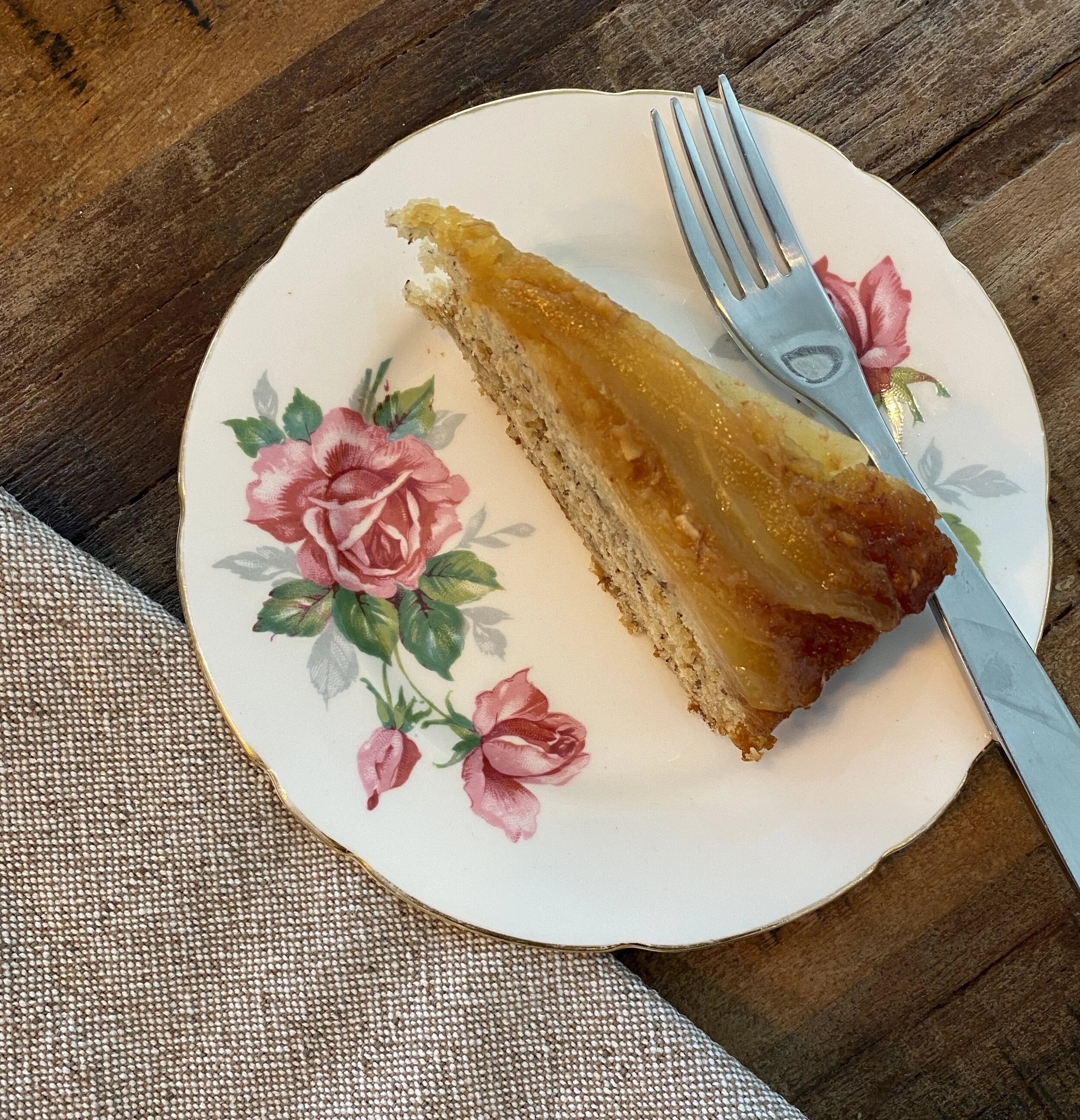 Recipe: Caramelised Pear, Banana and Oat cake