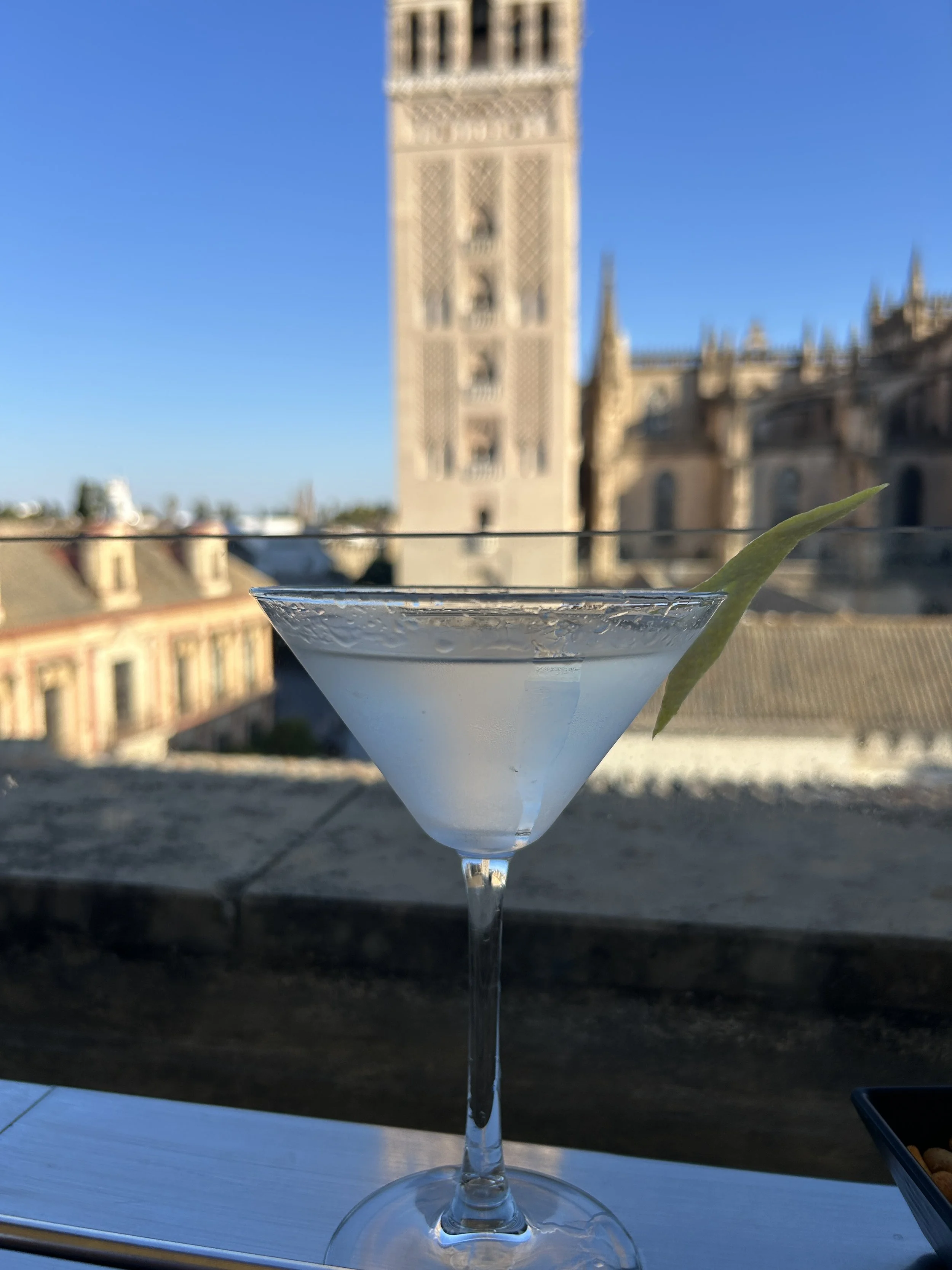 What are the negatives of living in Spain?