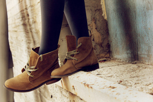 Forget sweater weather. It’s bootie season! ( credit .)