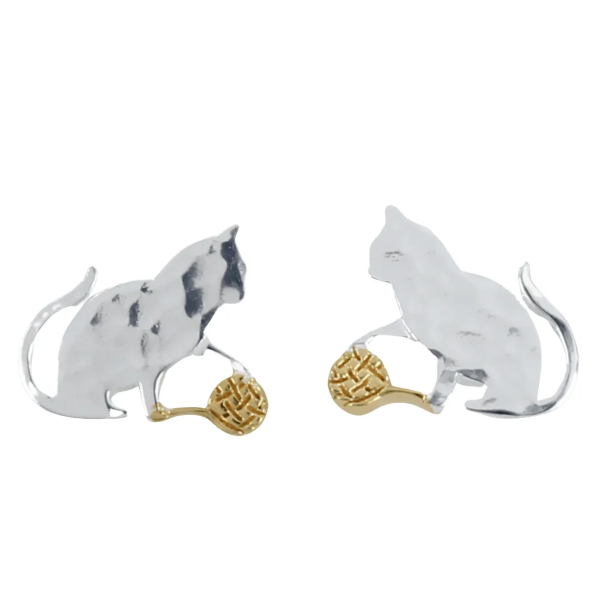cat-and-wool-sterling-silver-stud-earrings-793796.webp