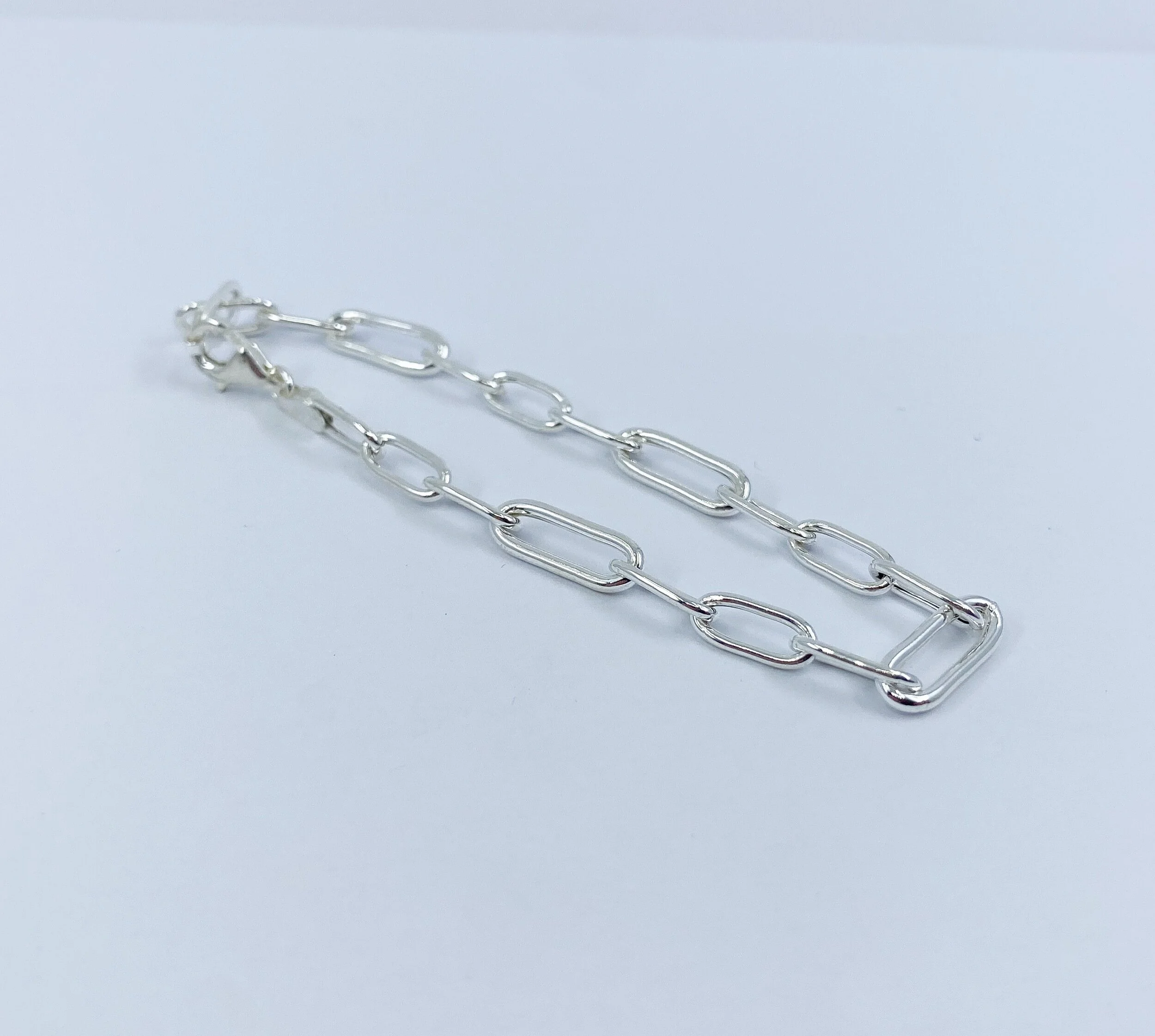 1C99D645-3CB3-42AA-AC43-F58D7888EDBD