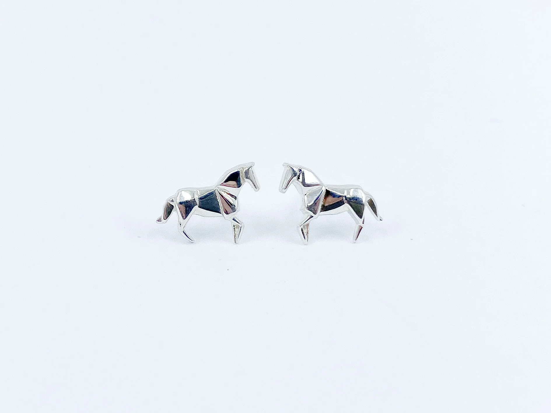 A0BFE2F2-3C08-41D9-BD45-B12D988A5F2B