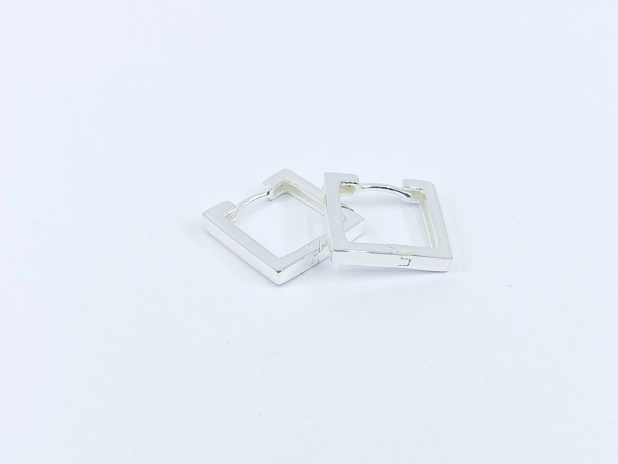 21631A0F-8AB5-468F-B2E2-A6BA910B6CB0