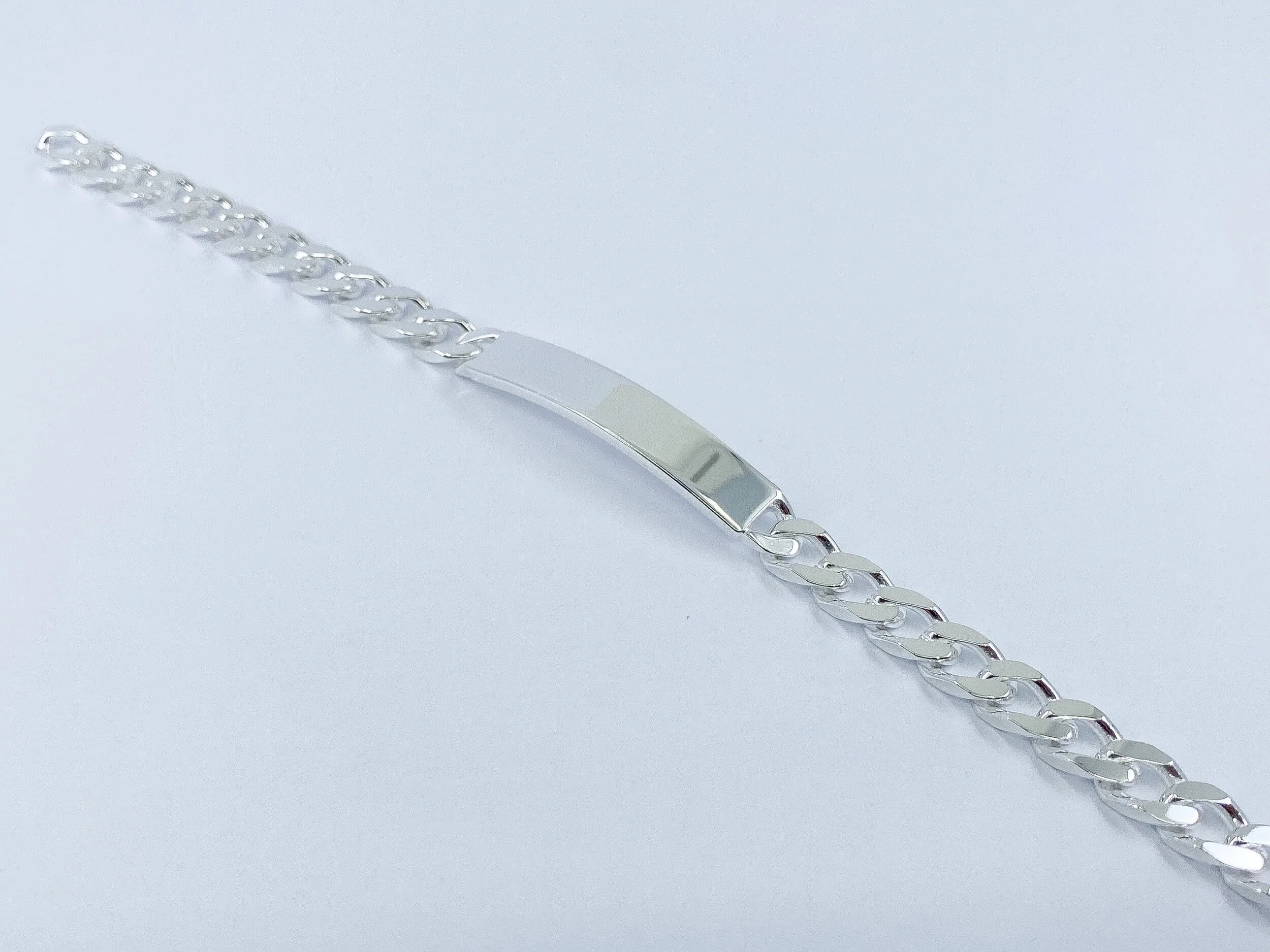 A38ADC83-DD3C-400C-9B91-B3C8787C219B