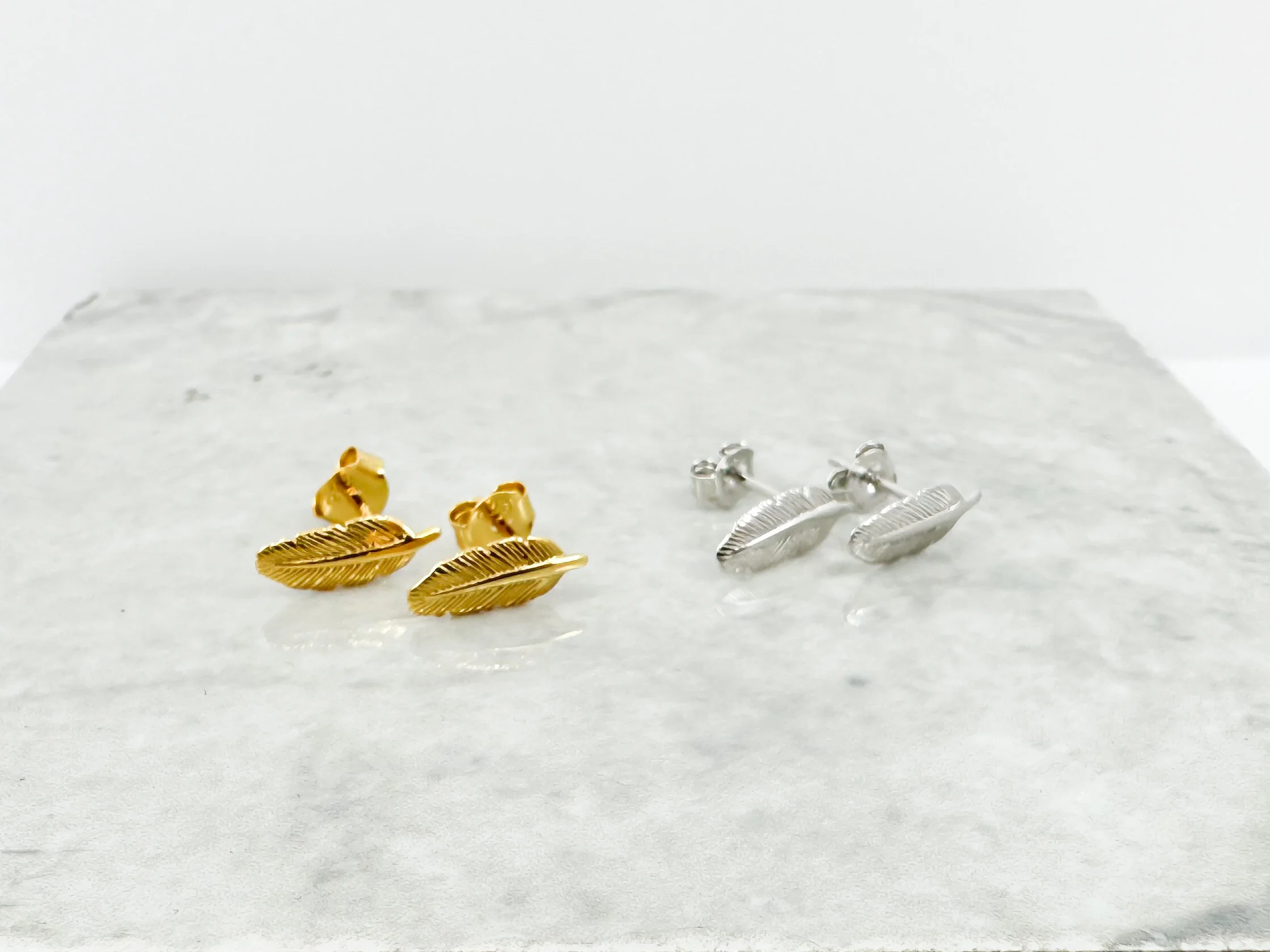 6AA90085-BAB2-4AE6-8AA6-5B2EF174E454