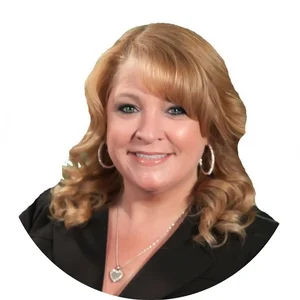 alexis-roberson-bda-hrg-headshot
