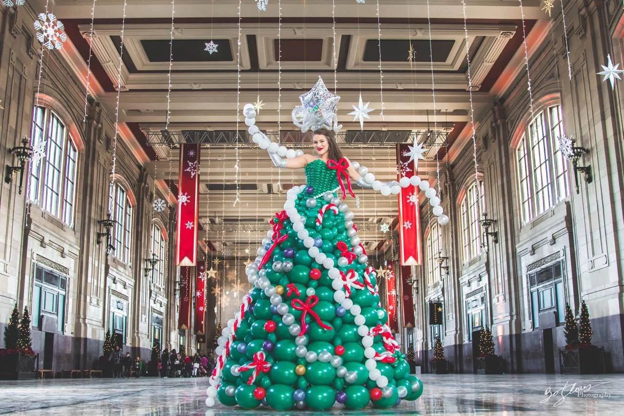christmas tree balloon dress.jpg