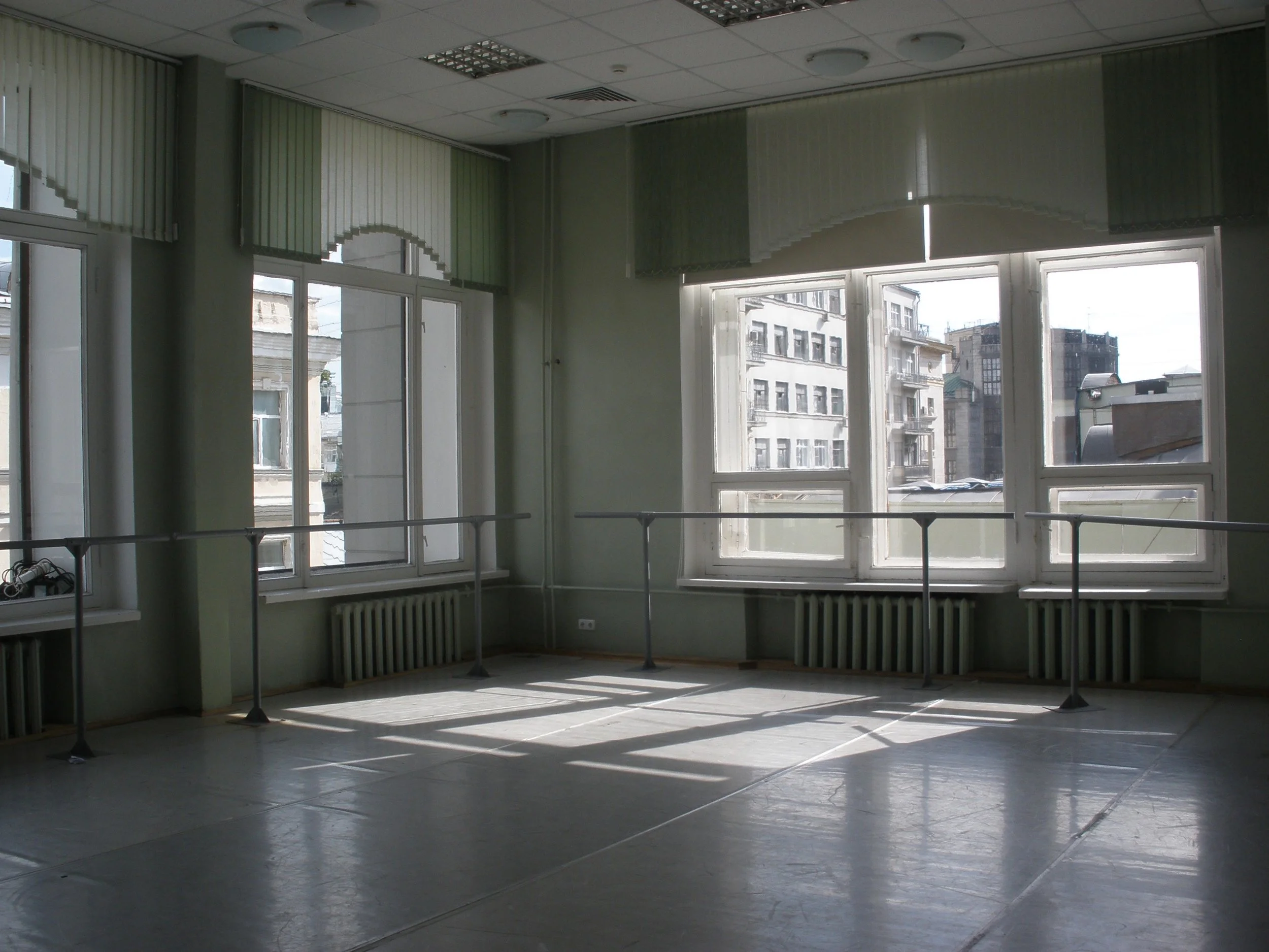 2012.06.28-10 Studio.JPG