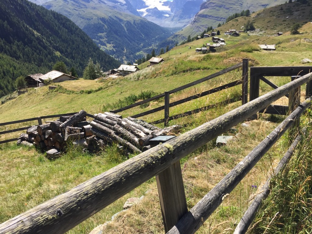 Day 2 Montains chalets.jpg