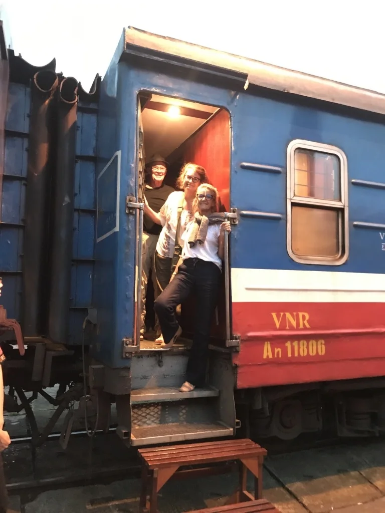 train1.jpg