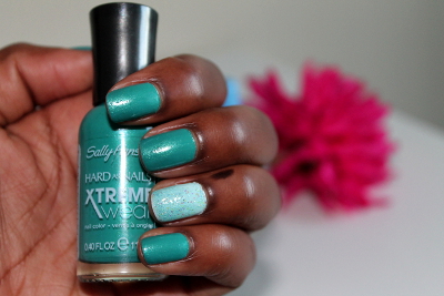 Mani-Monday-Sally-Hansen-Jazzy-Jade-feat.jpg