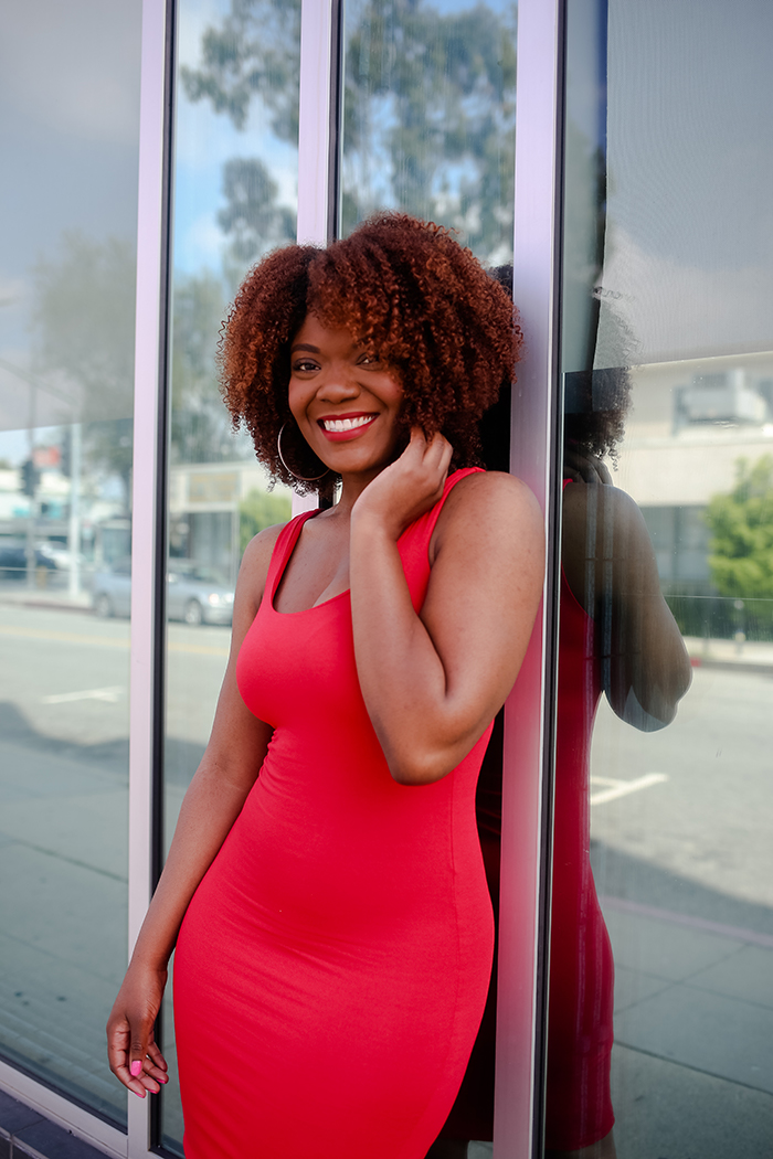How To Wear An All Red Monochromatic Outfit Arteresa Lynn