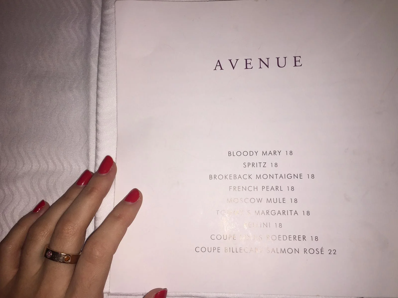 L'AVENUE Restaurant, Paris