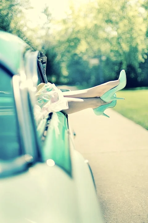 5 Social Norms You Should Break to Stay True to Yourself