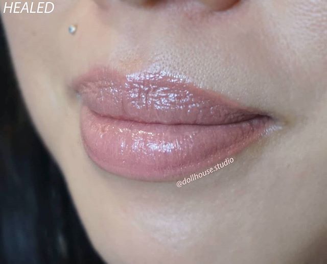 Lip Blush
From tan lips to pastel pink. She already had a gorgeous shape to begin with. 
Say goodbye to lipstick 😄
&bull;
&bull;
&bull;
#lipblushing#pmu#permanentmakeup#lipcolor#liptattoo#thedollhousestudio