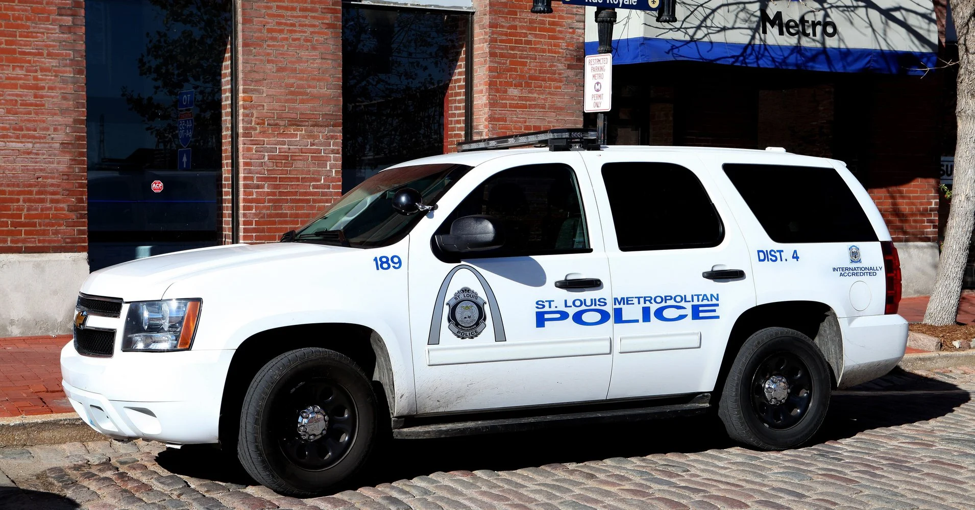 St. Louis police.jpeg