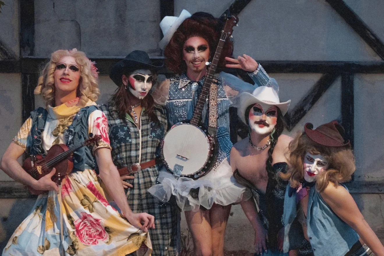 The Friendly Frogs Freakshow + The Ratskin Family Band