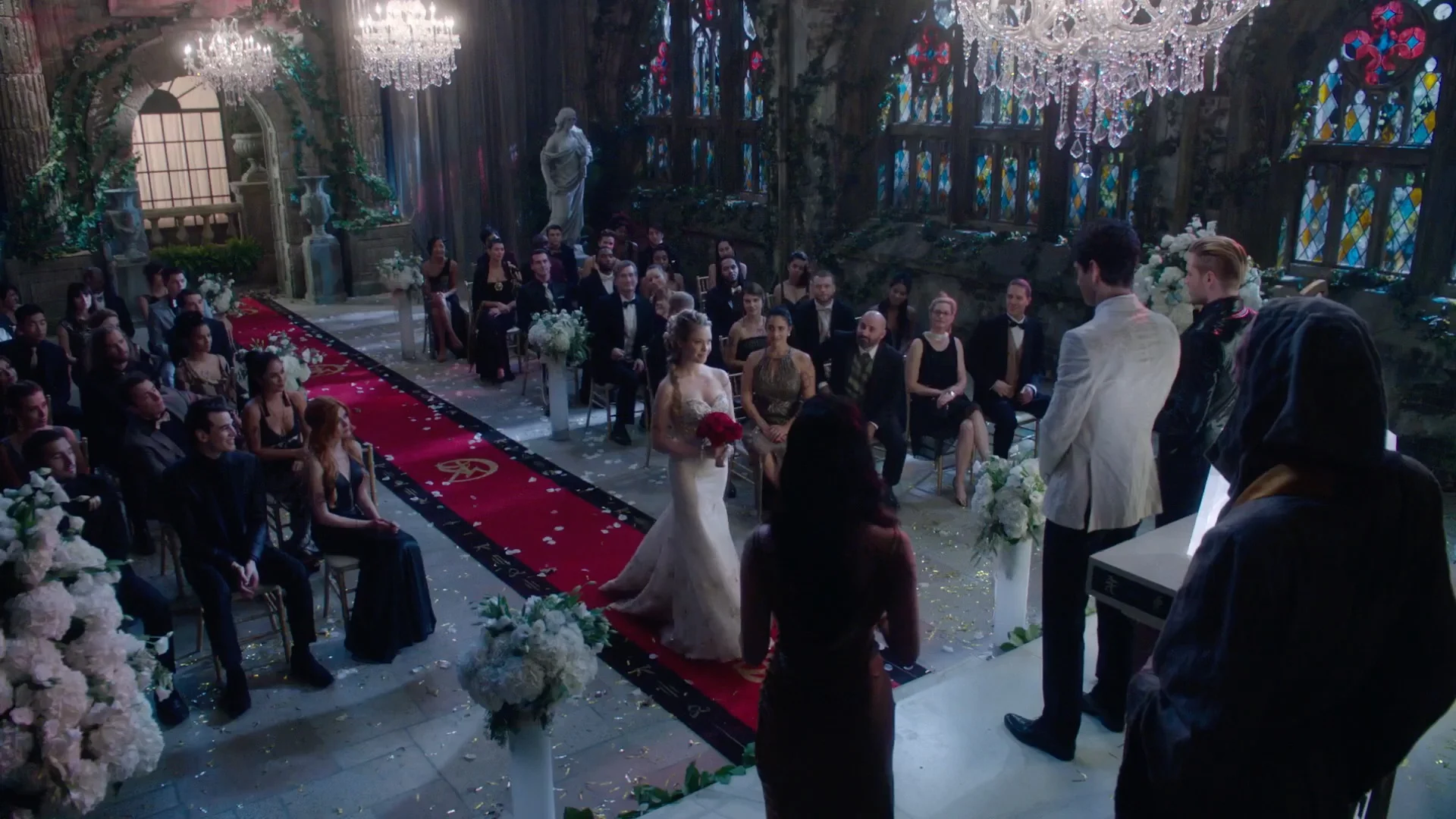 Shadowhunters112-20.jpg