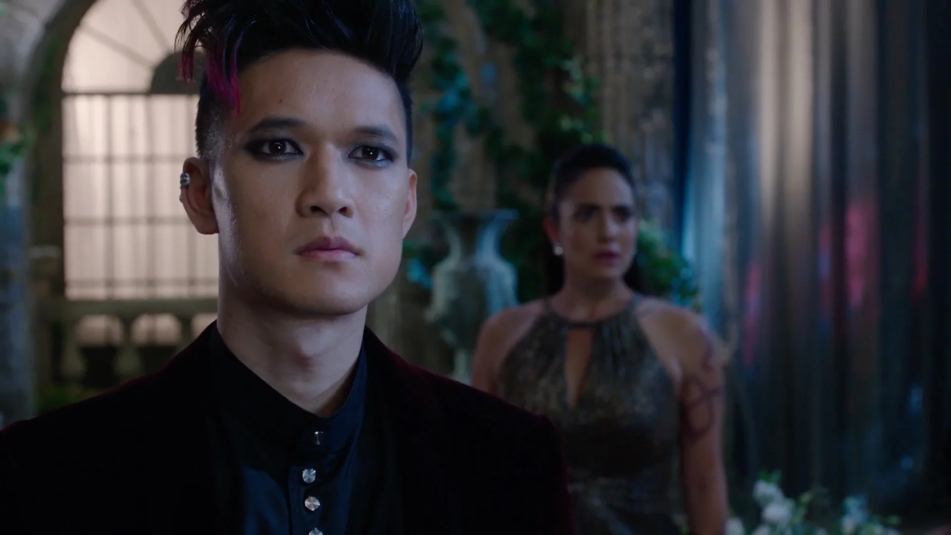 Shadowhunters112-23.jpg
