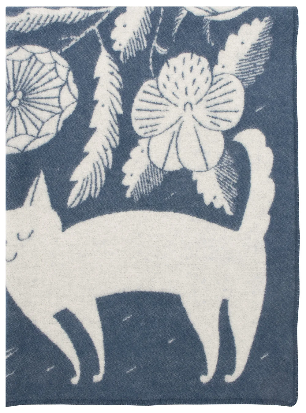 LapuanKankurit Koira ja kissa blanket blue.jpg