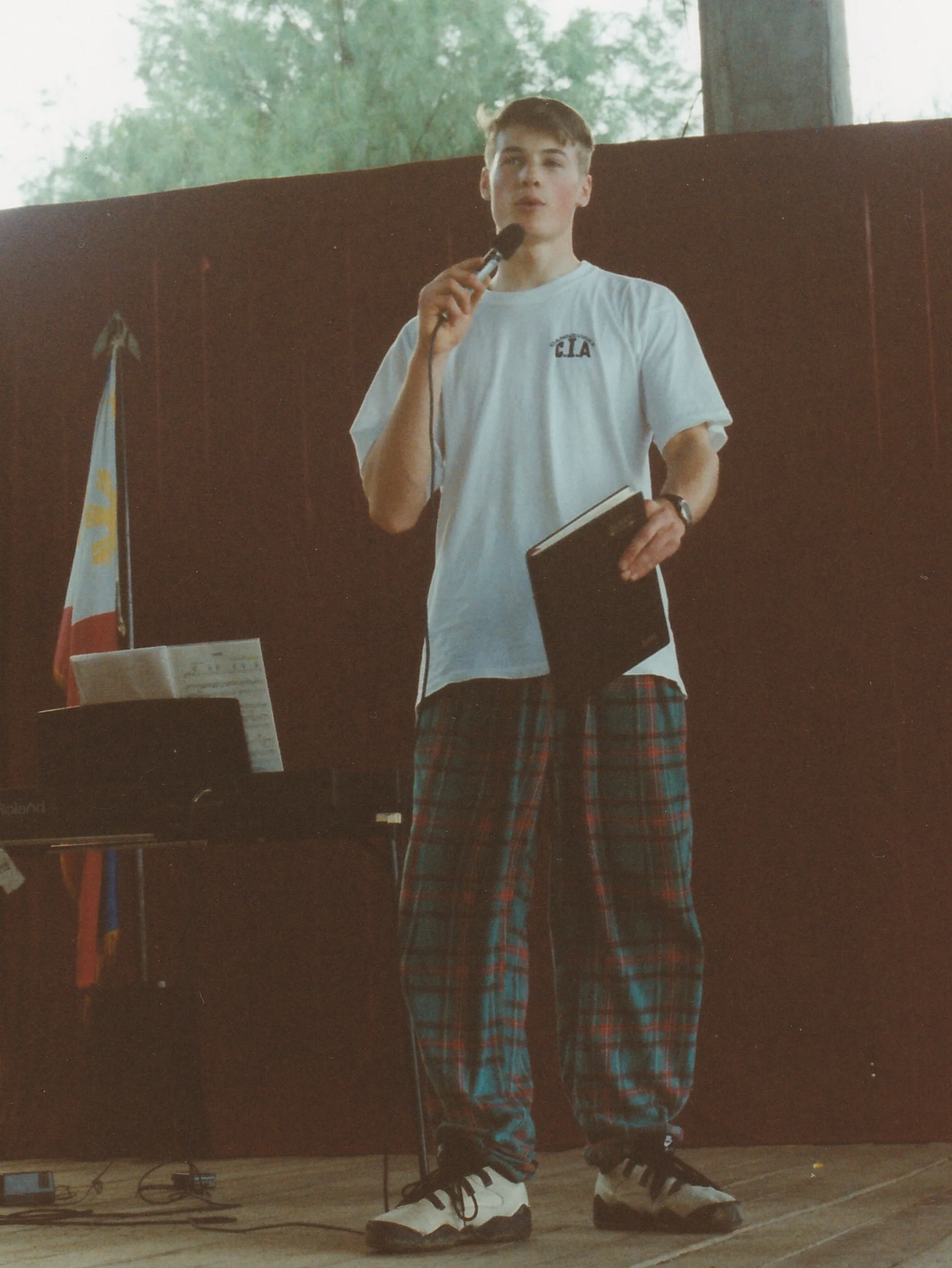 Leadership in action. Matt speaking in The Philippines circa 1994/95. Source: Matt Lamason
