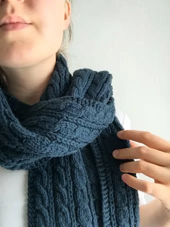 Wrapped in Cables, an elegant scarf pattern