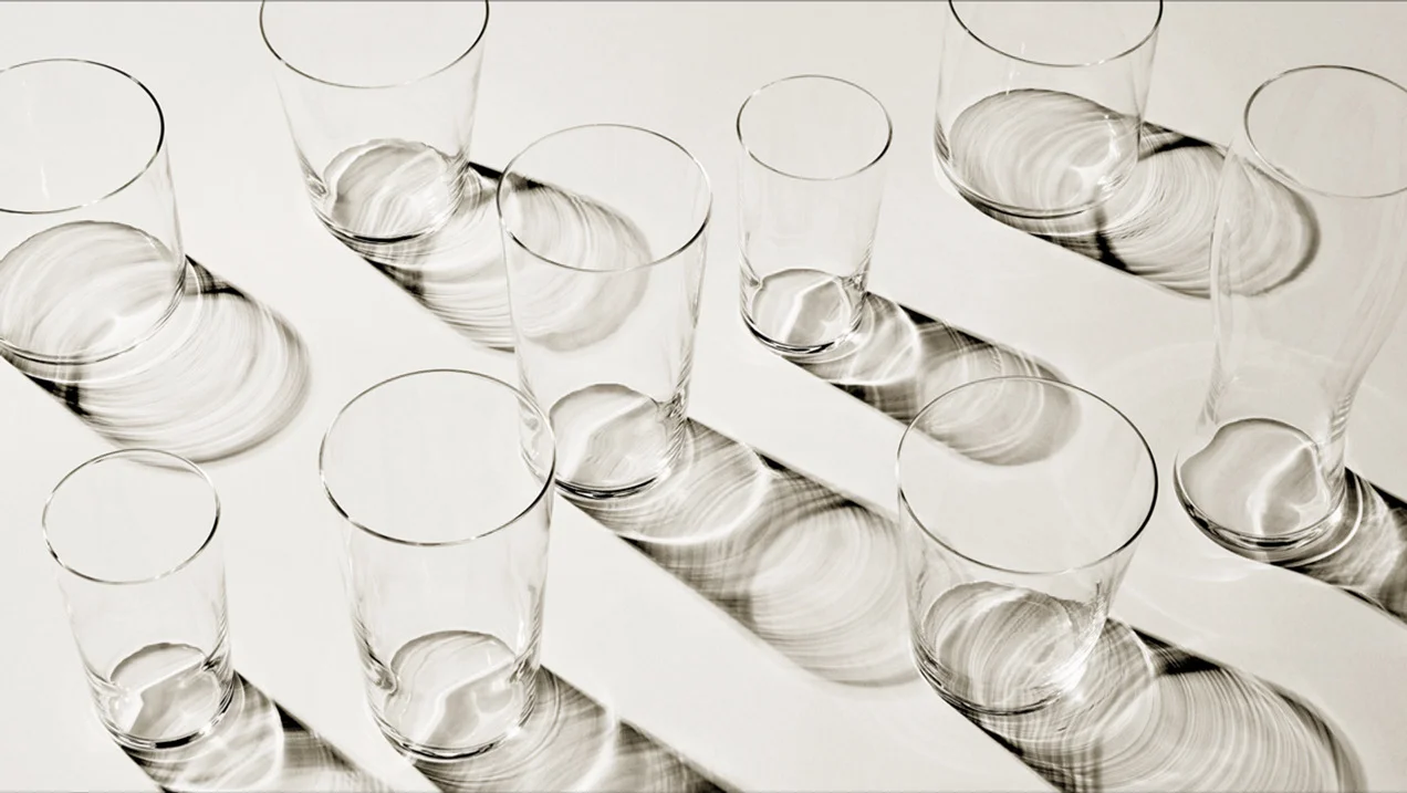 Crane_Glass_shadow.jpg