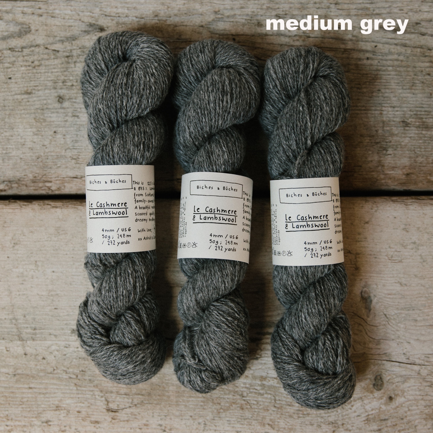 biches et buches le lambswool and cashmere medium grey yarn DK