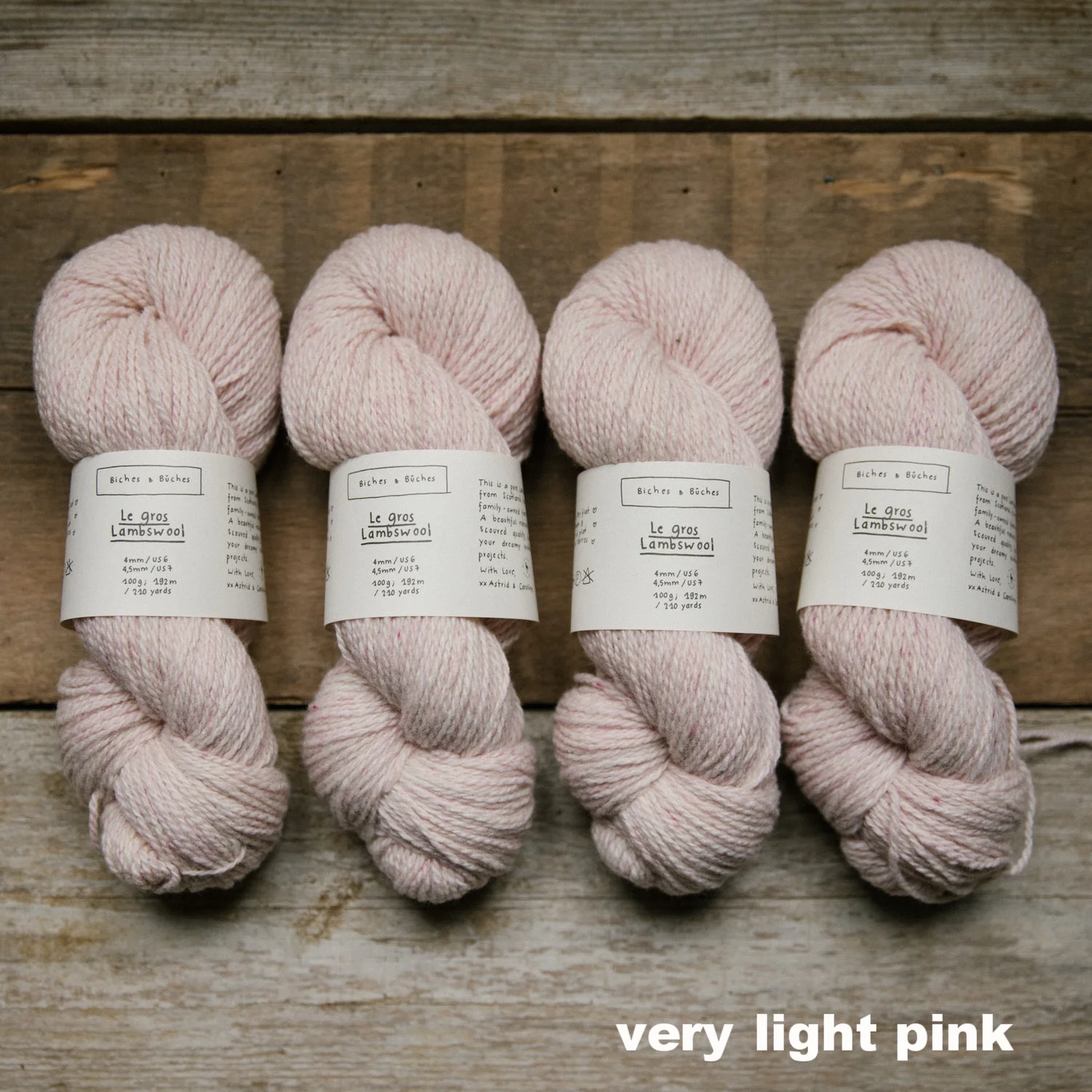 legros_lambswool_verylightpink_bichesetbuches.jpg