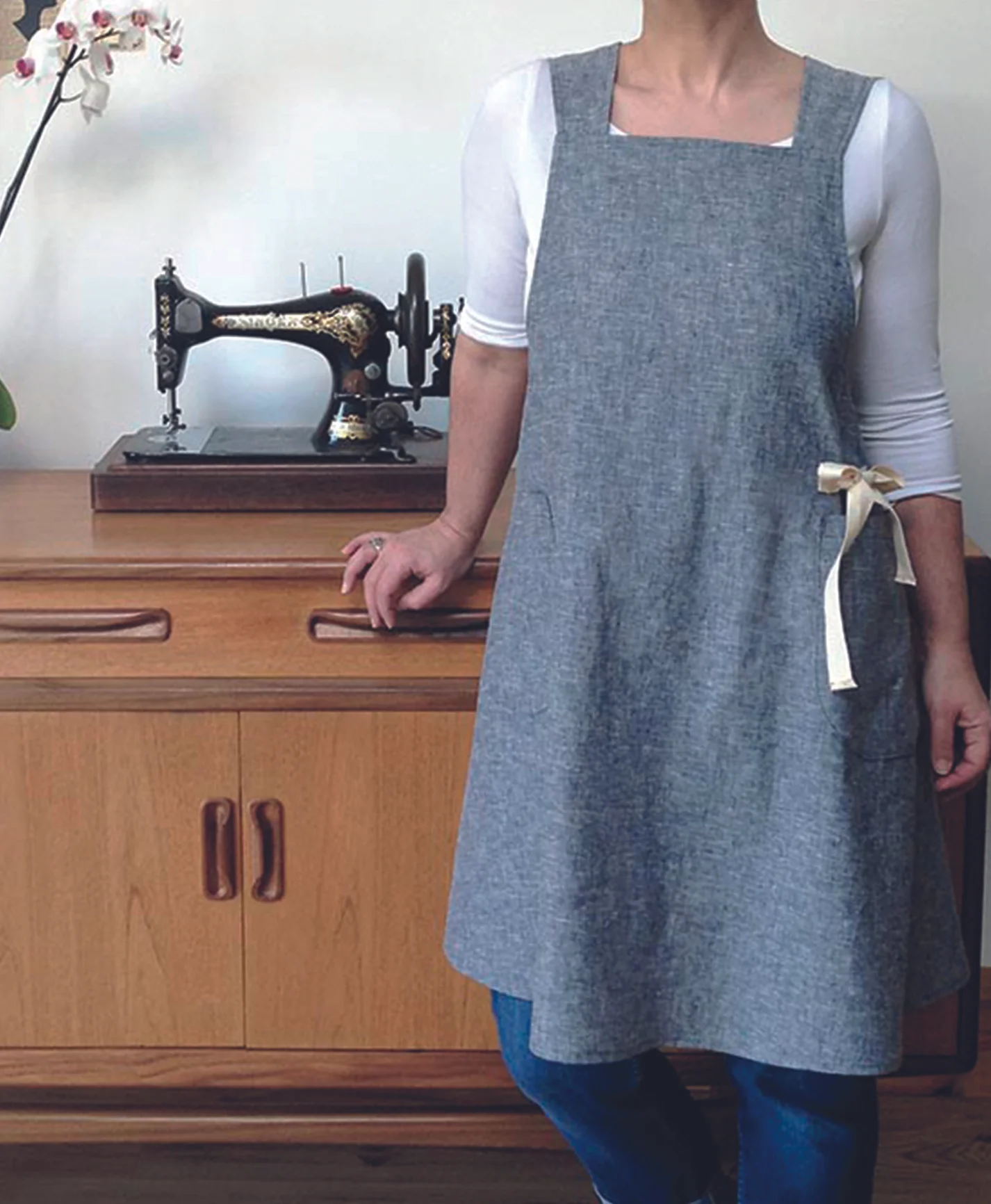 MAVEN PATTERNS_MARIA APRON 4.jpg
