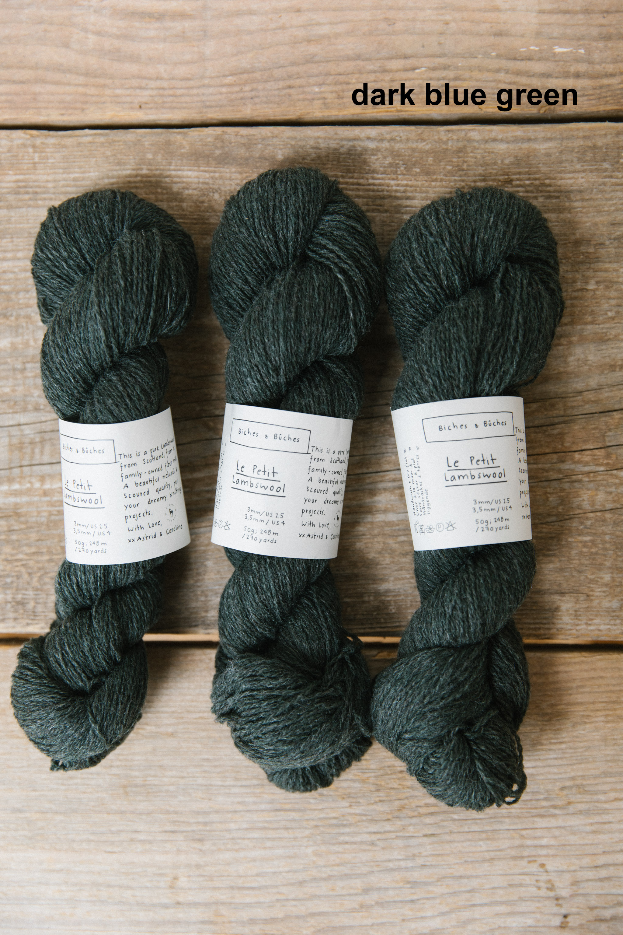 darkbluegreen_lepetitlambswool_bichesetbuches_1.jpg
