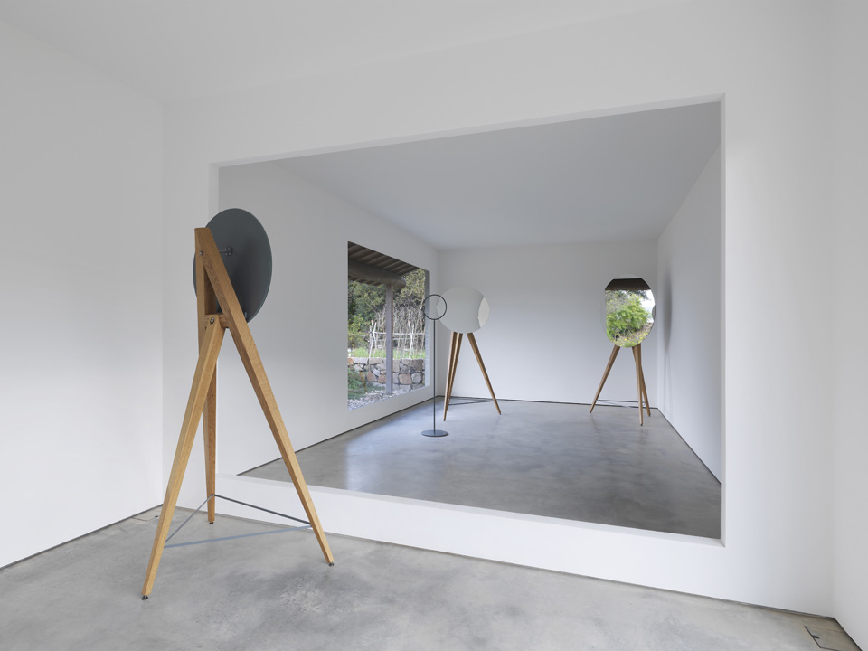 - I-Art House