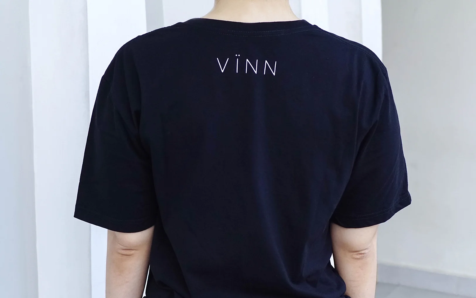 3-BLACK_ BACK.jpg