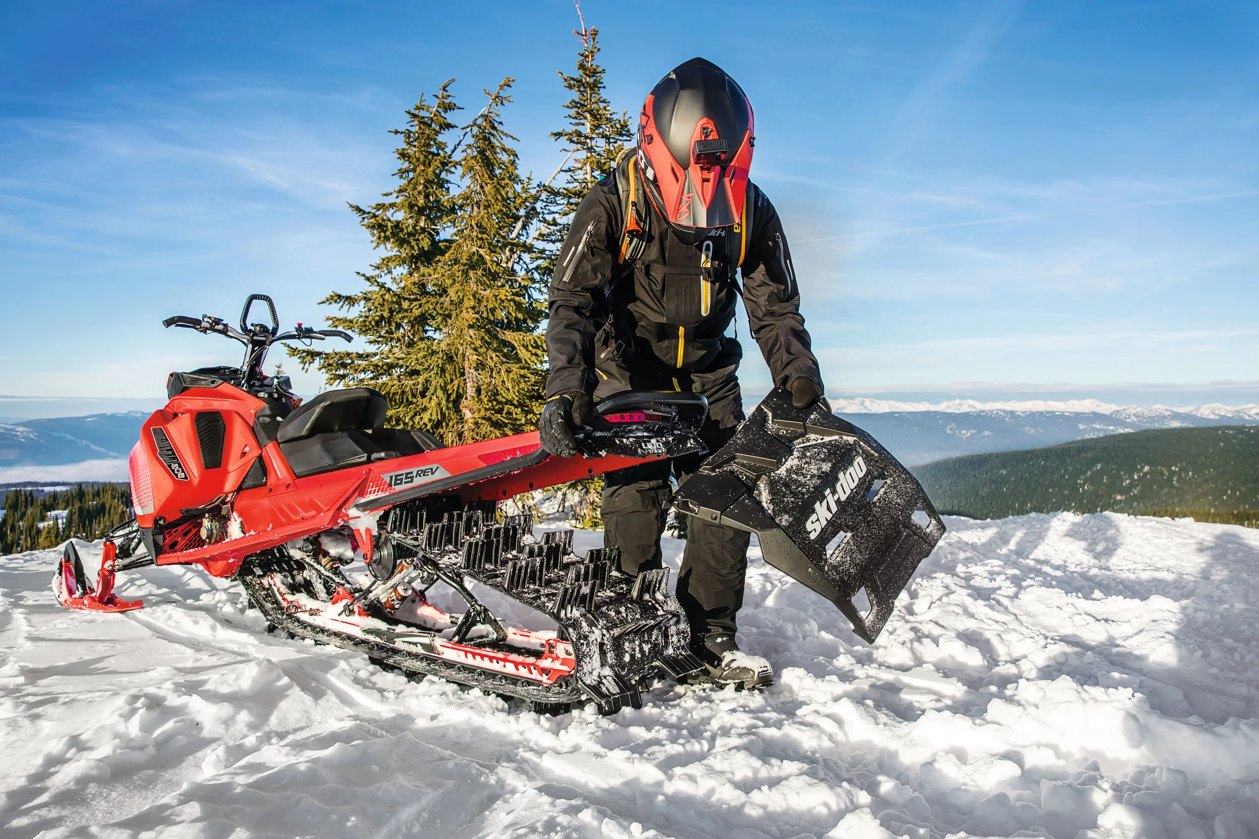 12_12_17_shot18_linq_removable_snowflap_5120_AC-2.jpg