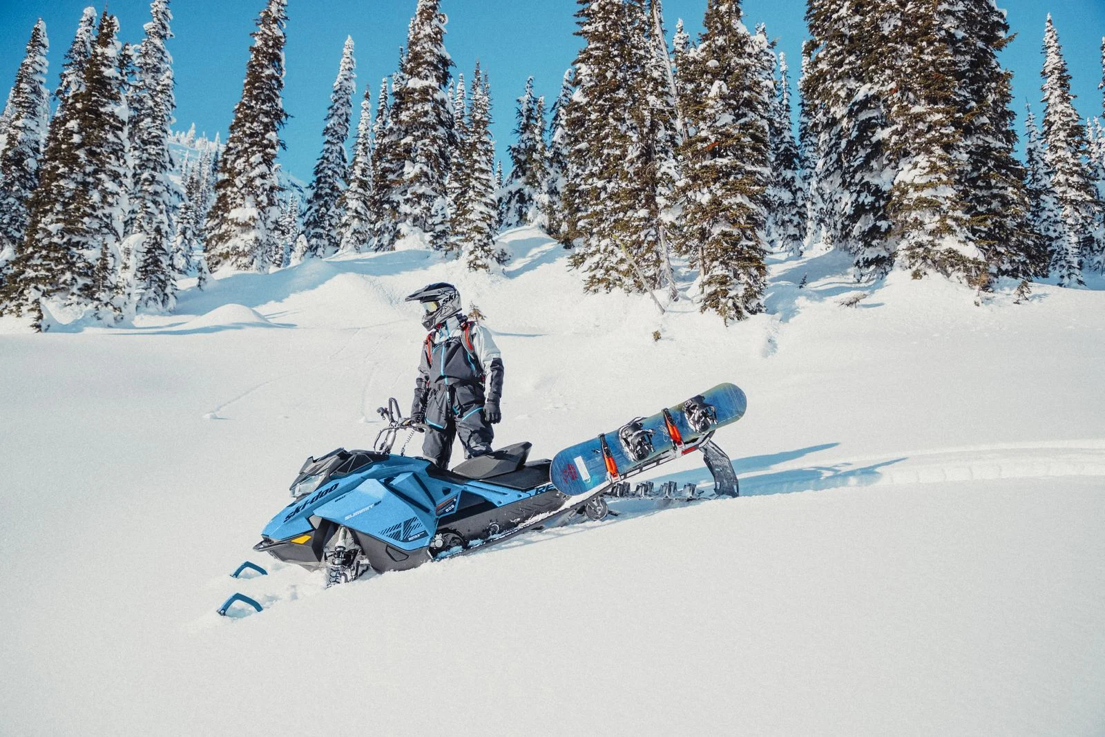 SKI_Summit_SP_PAC_MY20_JW_15763_R3_RGB-1600x1600.jpg