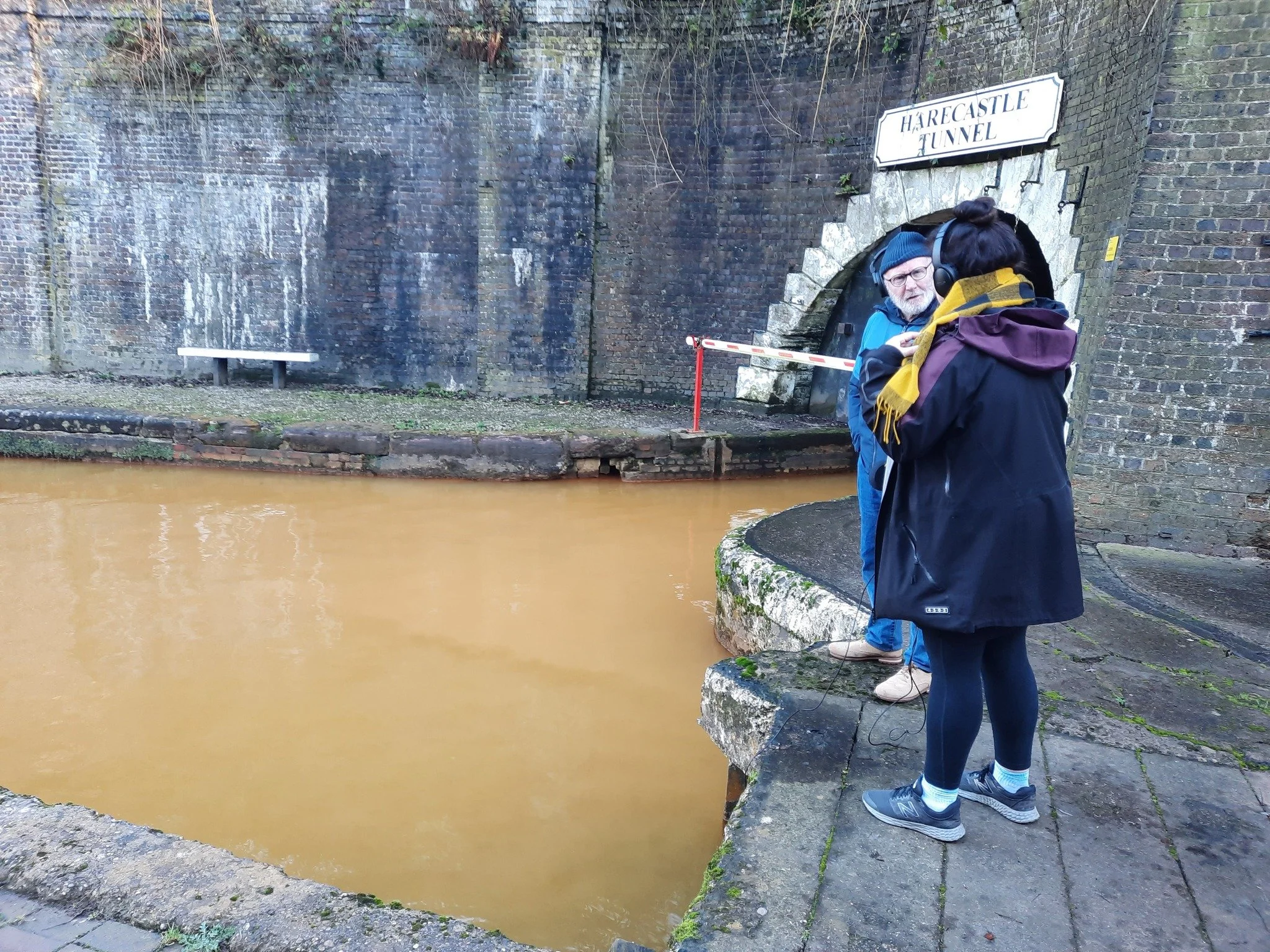 Field Recording with Communities
